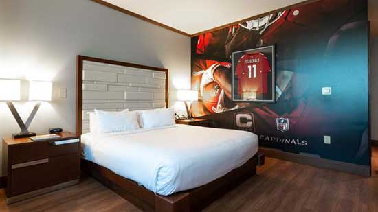 Cardinals-themed hotel room at Vee Quiva
